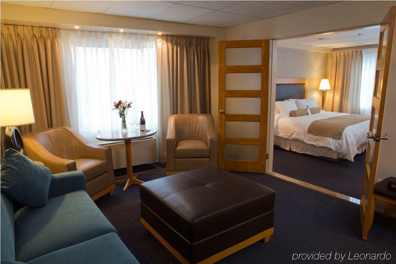 Prestige Oceanview Hotel برينس روبيرت المظهر الخارجي الصورة
